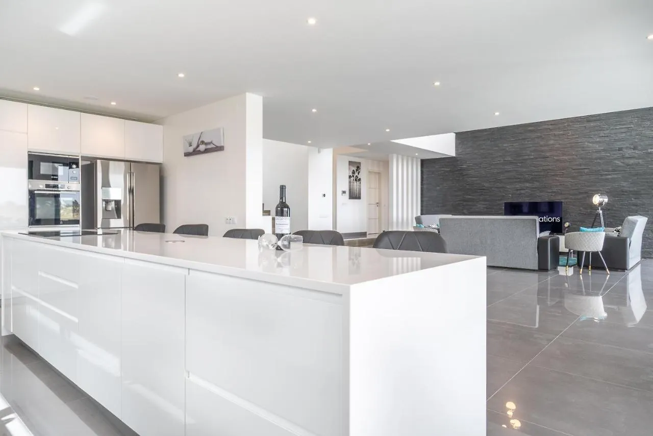 Villa Das Amendoeiras By Hellovacations Albufeira